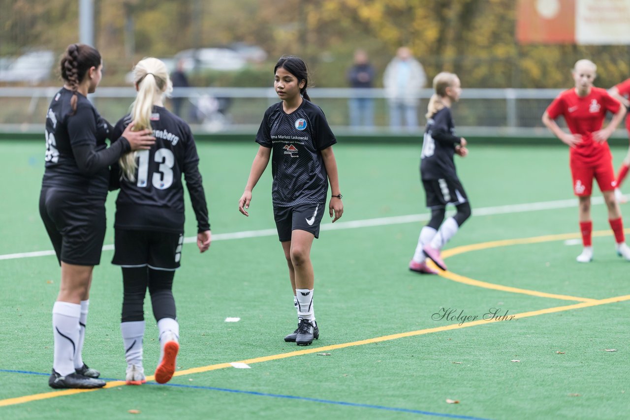 Bild 196 - wCJ VfL Pinneberg - Eimsbuettler TV : Ergebnis: 0:3